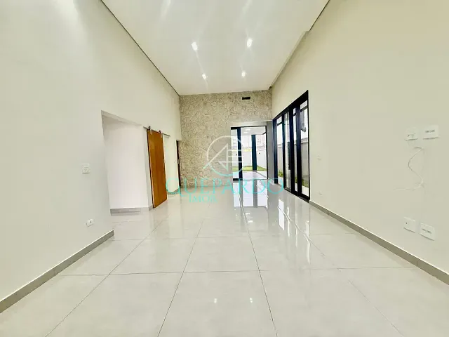 Casa com 318m² 3 quartos e 2 banheiros, à venda, no bairro Gleba Simon Frazer em Londrina