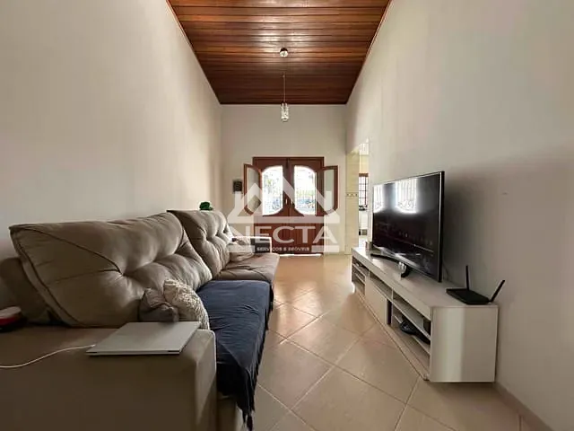 Casa com 262m² 3 quartos e 2 banheiros, à venda, no bairro Capricórnio II em Caraguatatuba