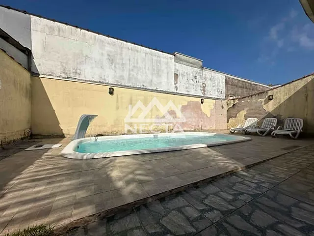 Casa com 262m² 3 quartos e 2 banheiros, à venda, no bairro Capricórnio II em Caraguatatuba