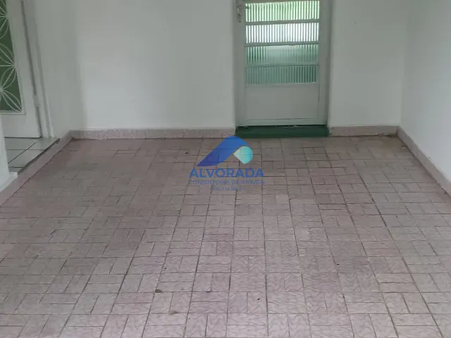 Casa com 250m² 3 quartos e 1 banheiro, para alugar, no bairro Jardim das Indústrias em São José dos Campos