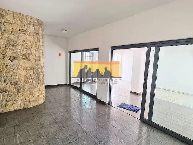 Casa com 450m² 3 quartos e 4 banheiros, à venda, no bairro Cidade Universitária em Campinas