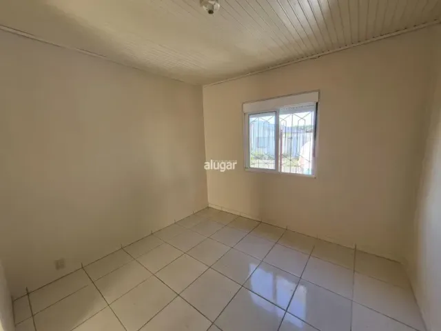 Casa 5 quartos e 2 banheiros, à venda, no bairro Santa Catarina em Caxias do Sul
