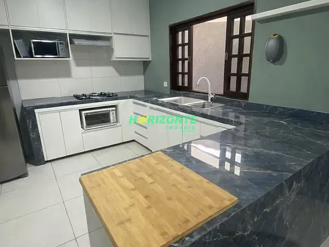 Casa com 150m² 3 quartos e 1 banheiro, à venda, no bairro Jardim Petrópolis em São José dos Campos