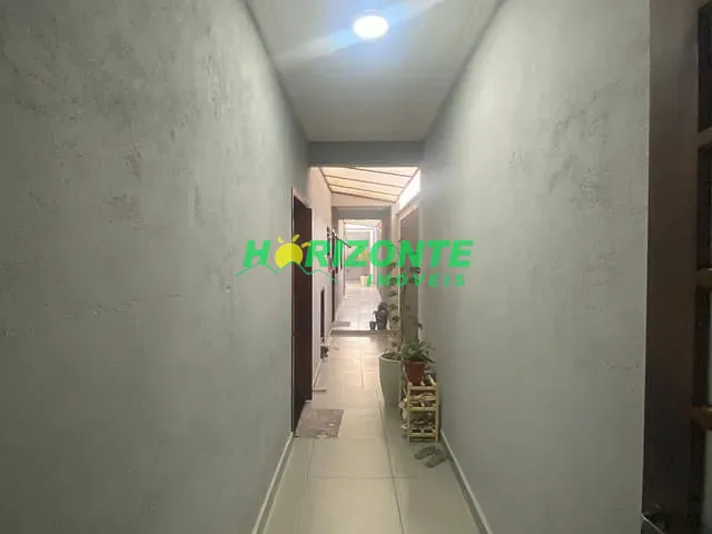 Casa com 150m² 3 quartos e 1 banheiro, à venda, no bairro Jardim Petrópolis em São José dos Campos