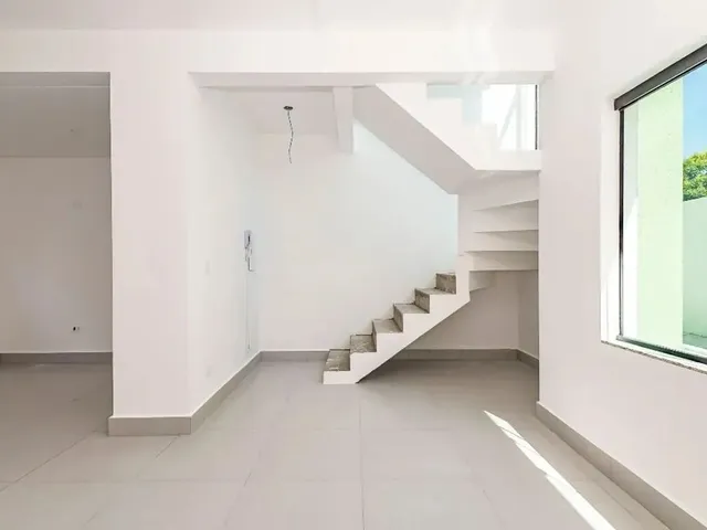 Casa com 101m² 2 quartos e 2 banheiros, à venda, no bairro Santa Felicidade em Curitiba