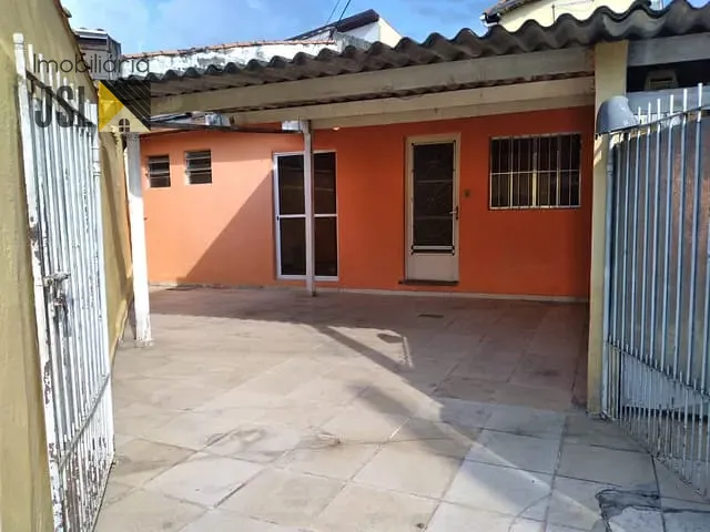 Sobrado 4 quartos e 3 banheiros, à venda, no bairro Vila Santos em Caçapava