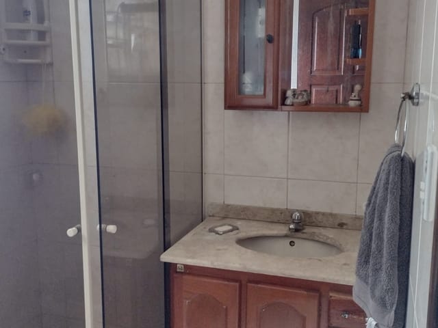 Casa com 360m² 4 quartos e 3 banheiros, à venda, no bairro Parque Senhor do Bonfim em Taubaté
