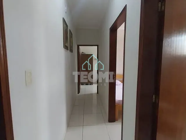 Casa 4 quartos e 3 banheiros, para alugar, no bairro Jardim Hípica Pinheiro em Taubaté