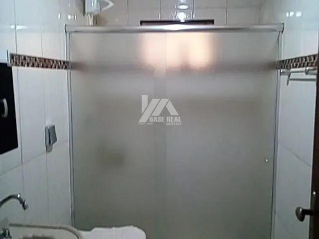 Casa com 360m² 2 quartos e 1 banheiro, à venda, no bairro Industrial em Guarapuava