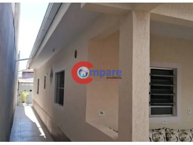 Casa 2 quartos e 2 banheiros, à venda, no bairro Jardim Bela Vista em Guarulhos