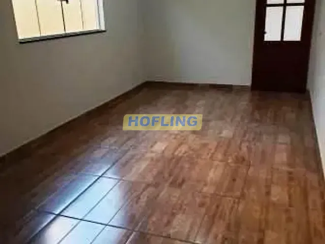 Casa com 160m² 2 quartos e 1 banheiro, para alugar, no bairro Centro em Rio Claro