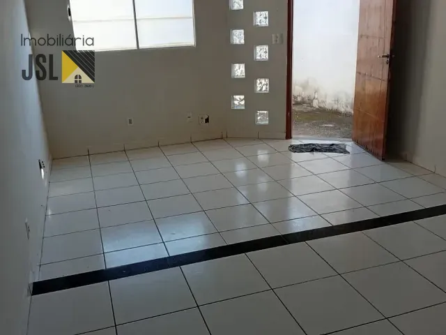 Casa 2 quartos e 1 banheiro, à venda, no bairro Village das Flores em Caçapava