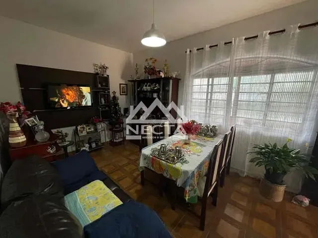 Casa com 286m² 3 quartos e 2 banheiros, à venda, no bairro Indaiá em Caraguatatuba