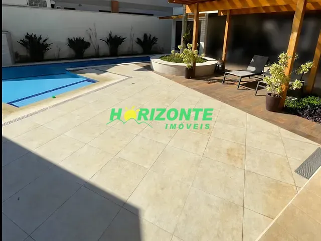 Casa com 760m² 5 quartos e 6 banheiros, à venda, no bairro Urbanova em São José dos Campos
