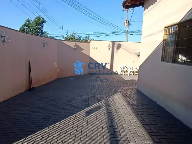 Casa com 118m² 3 quartos e 2 banheiros, à venda, no bairro Conjunto Habitacional José Garcia Molina em Londrina