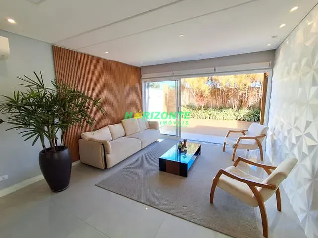 Casa com 287m² 4 quartos e 3 banheiros, à venda, no bairro Loteamento Floresta em São José dos Campos