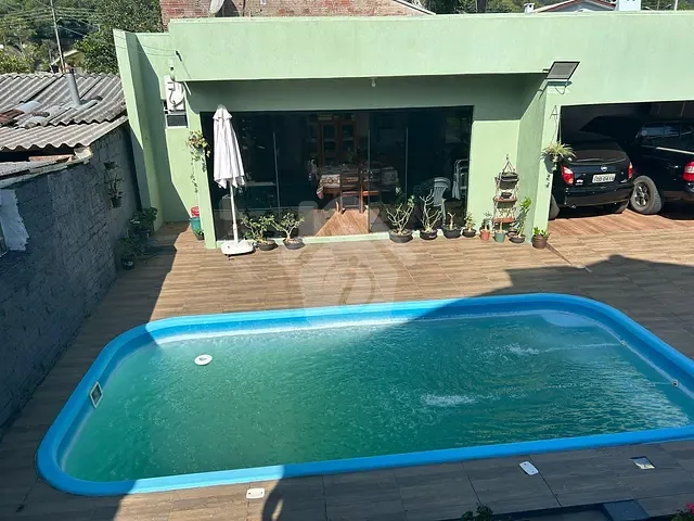 Casa 3 quartos e 4 banheiros, à venda, no bairro Centro em Westfalia