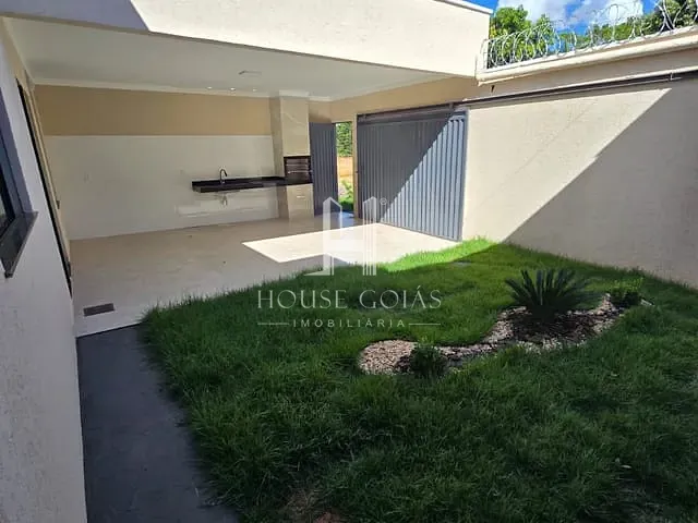 Casa com 135m² 2 quartos e 3 banheiros, à venda, no bairro Jardim Sevilha em Senador Canedo