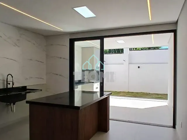Casa 3 quartos e 4 banheiros, à venda, no bairro Loteamento Residencial Pérola do Vale em Tremembé