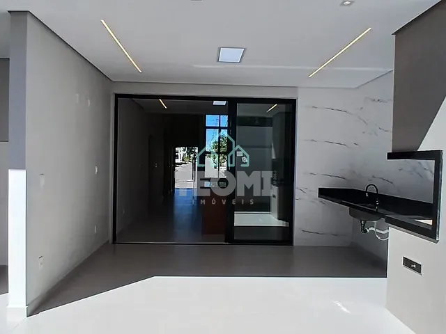 Casa 3 quartos e 4 banheiros, à venda, no bairro Loteamento Residencial Pérola do Vale em Tremembé