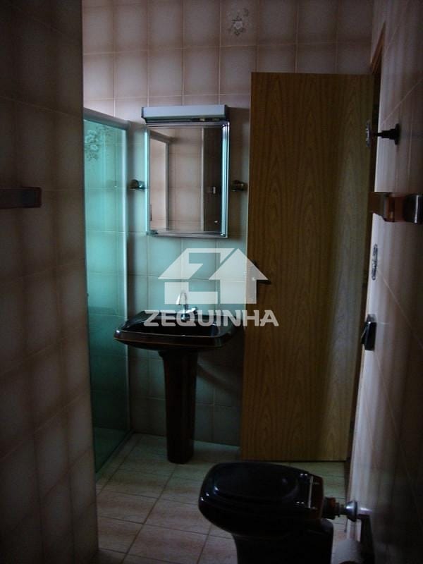 Casa para alugar com 3 quartos, 220m² - Foto 6