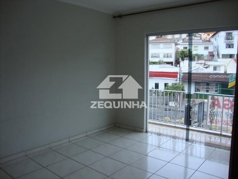 Casa para alugar com 3 quartos, 220m² - Foto 17
