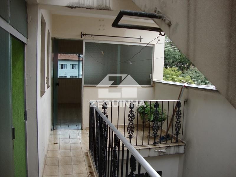 Casa para alugar com 3 quartos, 220m² - Foto 5