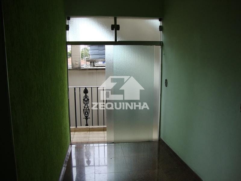 Casa para alugar com 3 quartos, 220m² - Foto 8