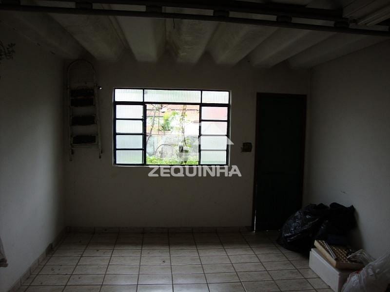 Casa para alugar com 3 quartos, 220m² - Foto 12