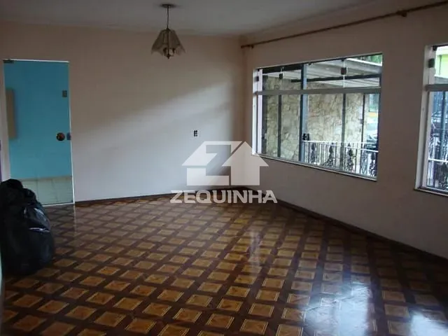 Casa com 220m² 3 quartos e 2 banheiros, para alugar, no bairro Vila Campesina em Osasco