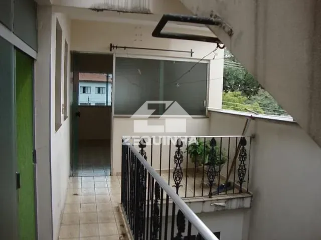 Casa com 220m² 3 quartos e 2 banheiros, para alugar, no bairro Vila Campesina em Osasco