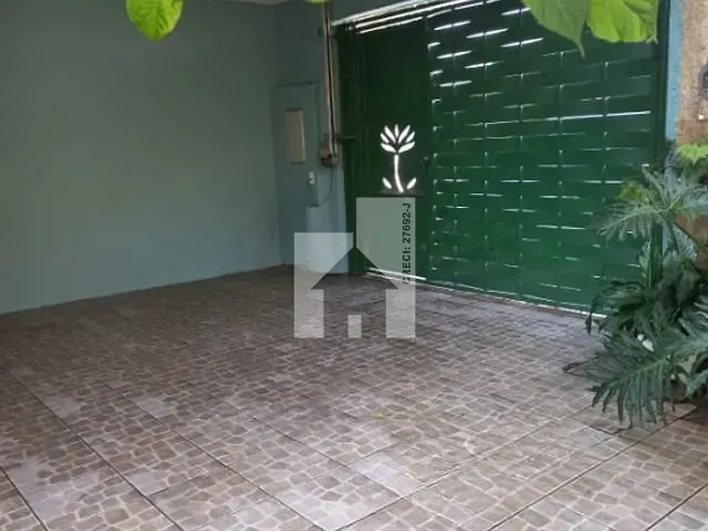 Casa com 144m² 2 quartos e 2 banheiros, à venda, no bairro Parque Centenário em Jundiaí