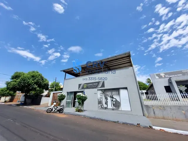 Casa com 600m² 3 quartos e 3 banheiros, à venda, no bairro Centro em Porto Rico
