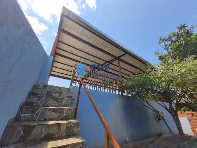Casa com 600m² 3 quartos e 3 banheiros, à venda, no bairro Centro em Porto Rico