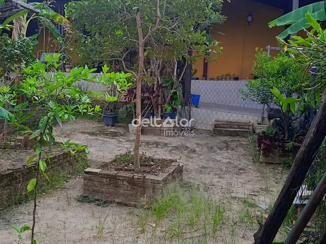 Casa com 564m² 2 quartos e 2 banheiros, à venda, no bairro Planalto em Belo Horizonte