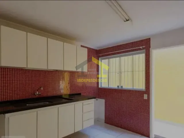 Casa com 200m² 3 quartos e 2 banheiros, à venda, no bairro Jaguaribe em Osasco