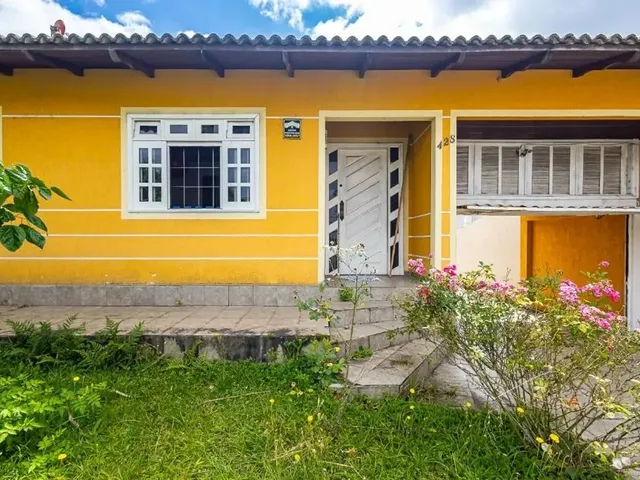 Casa com 732m² 4 quartos e 5 banheiros, à venda, no bairro Boa Vista em Curitiba