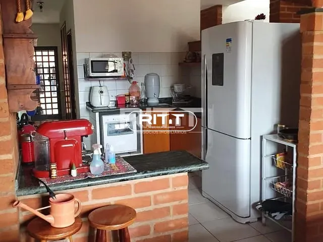 Casa com 272m² 4 quartos e 3 banheiros, à venda, no bairro Jardim Bom Retiro em Campinas