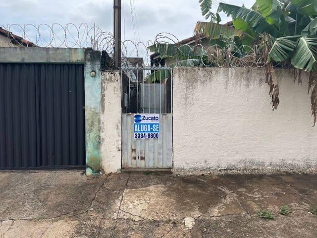 Foto do Casa - Casa com 2 dormitórios para alugar, 50 m² por R$ 500,00/mês - Parque das Gameleiras - Uberaba/MG | ZUCATO IMOBILIARIA LTDA