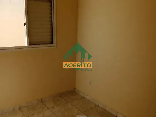 Casa com 96m² 2 quartos e 1 banheiro, à venda, no bairro Chácaras Versalhes em Araçatuba