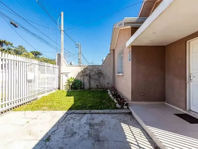 Casa com 299m² 3 quartos e 1 banheiro, à venda, no bairro Seminário em Curitiba