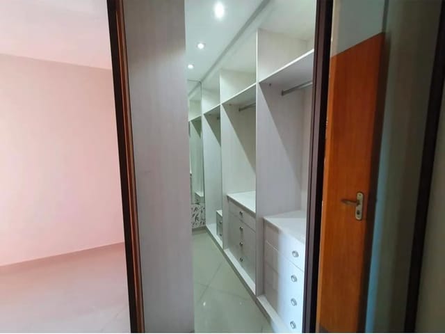 Apartamento 3 quartos e 2 banheiros, à venda, no bairro Parque Turf Club em Campos dos Goytacazes