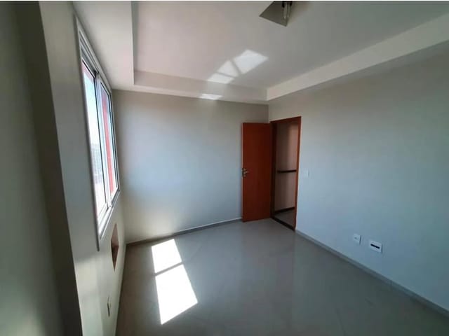 Apartamento 3 quartos e 2 banheiros, à venda, no bairro Parque Turf Club em Campos dos Goytacazes