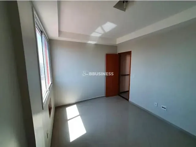 Apartamento 3 quartos e 2 banheiros, à venda, no bairro Parque Turf Club em Campos dos Goytacazes