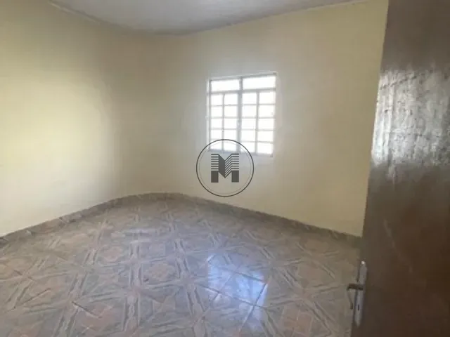 Casa 3 quartos e 2 banheiros, à venda, no bairro Campo do Galvão em Guaratinguetá