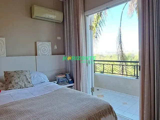Casa 4 quartos e 4 banheiros, à venda, no bairro Urbanova em São José dos Campos