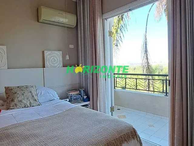 Casa 4 quartos e 4 banheiros, à venda, no bairro Urbanova em São José dos Campos