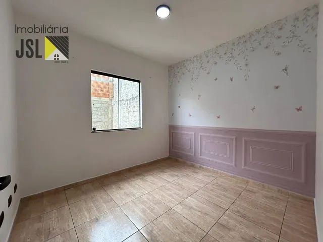 Sobrado 2 quartos e 1 banheiro, à venda, no bairro Vitória Vale em Caçapava