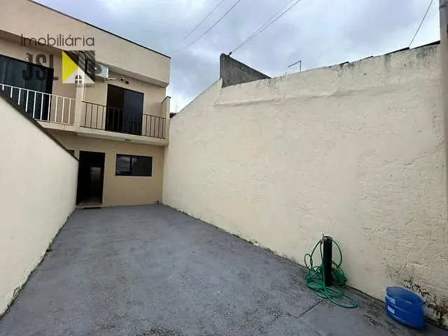 Sobrado 2 quartos e 1 banheiro, à venda, no bairro Vitória Vale em Caçapava