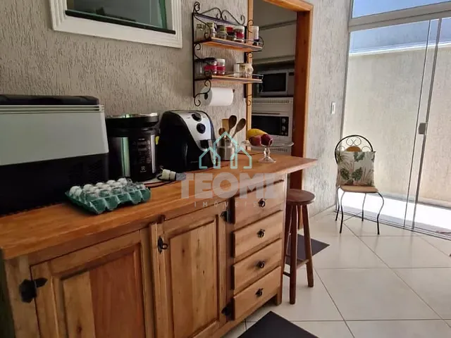 Casa 3 quartos e 1 banheiro, à venda, no bairro Castelos Tremembé em Tremembé